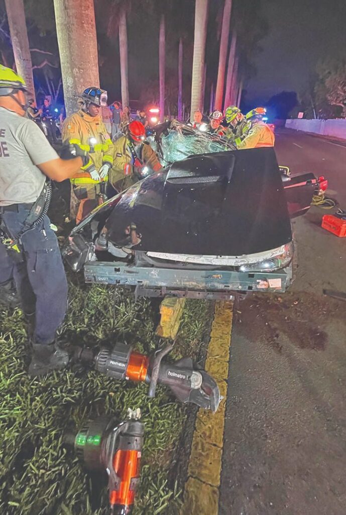 MDFR units respond to automobile crash